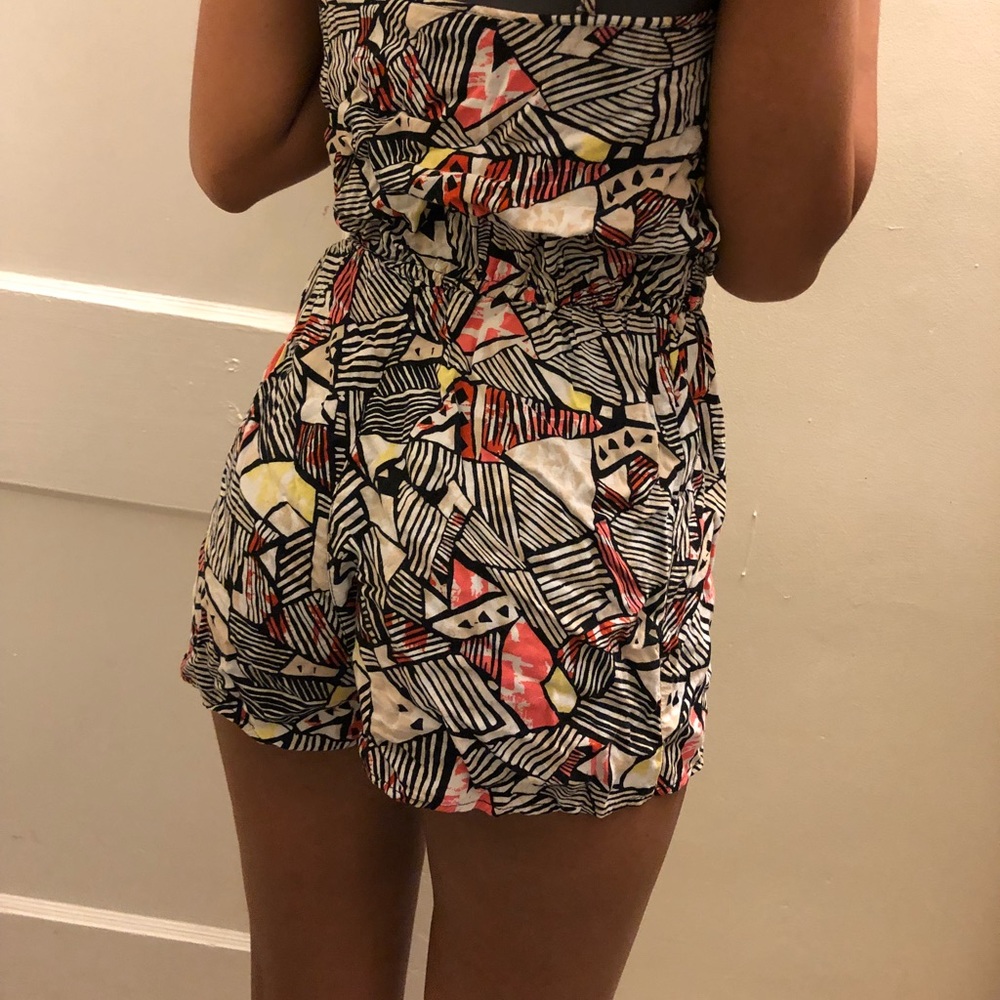 Romper - Picture 2 of 6